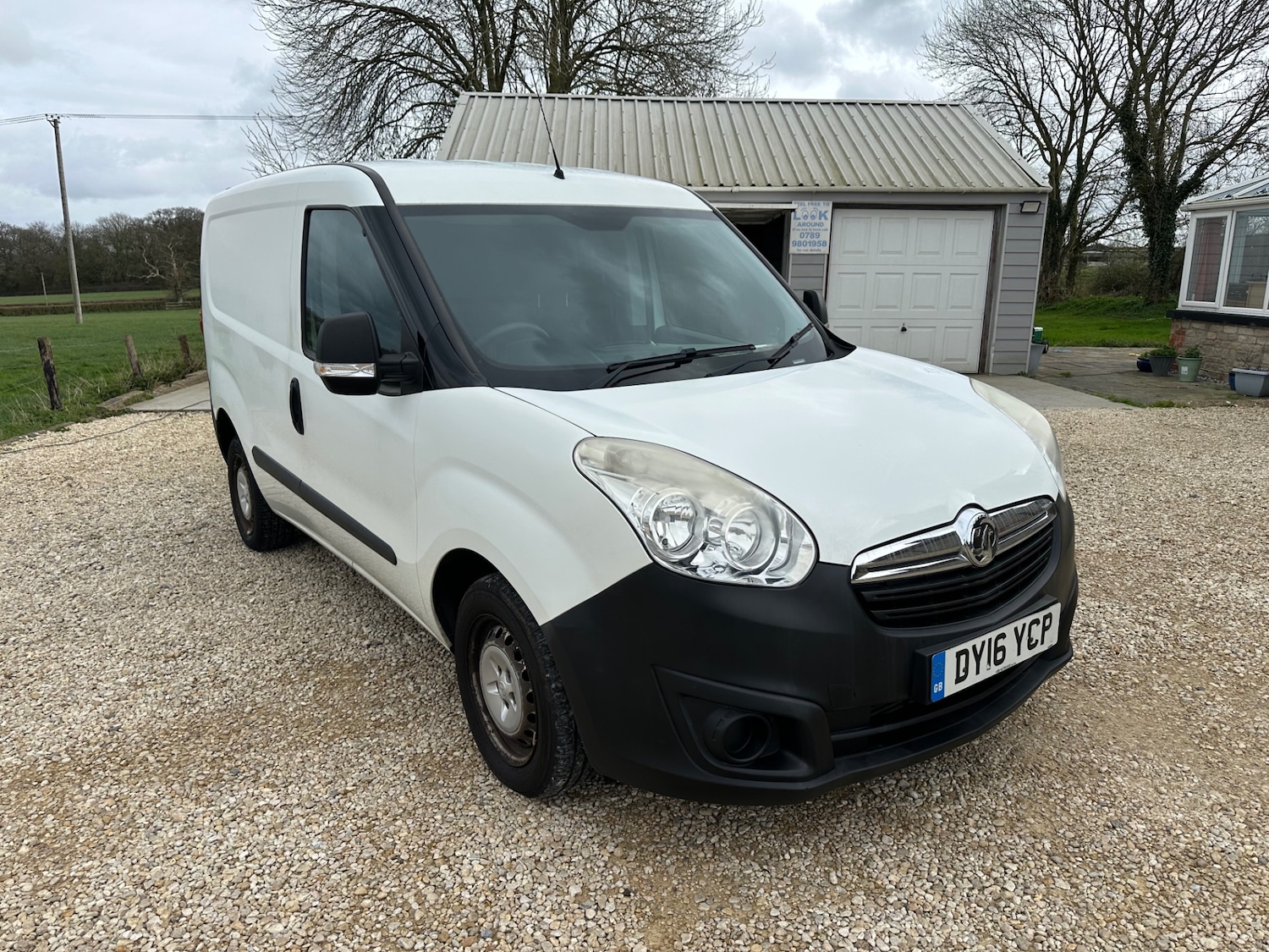 Used Vauxhall Combo 2016 for sale - 77904268: Photo 3