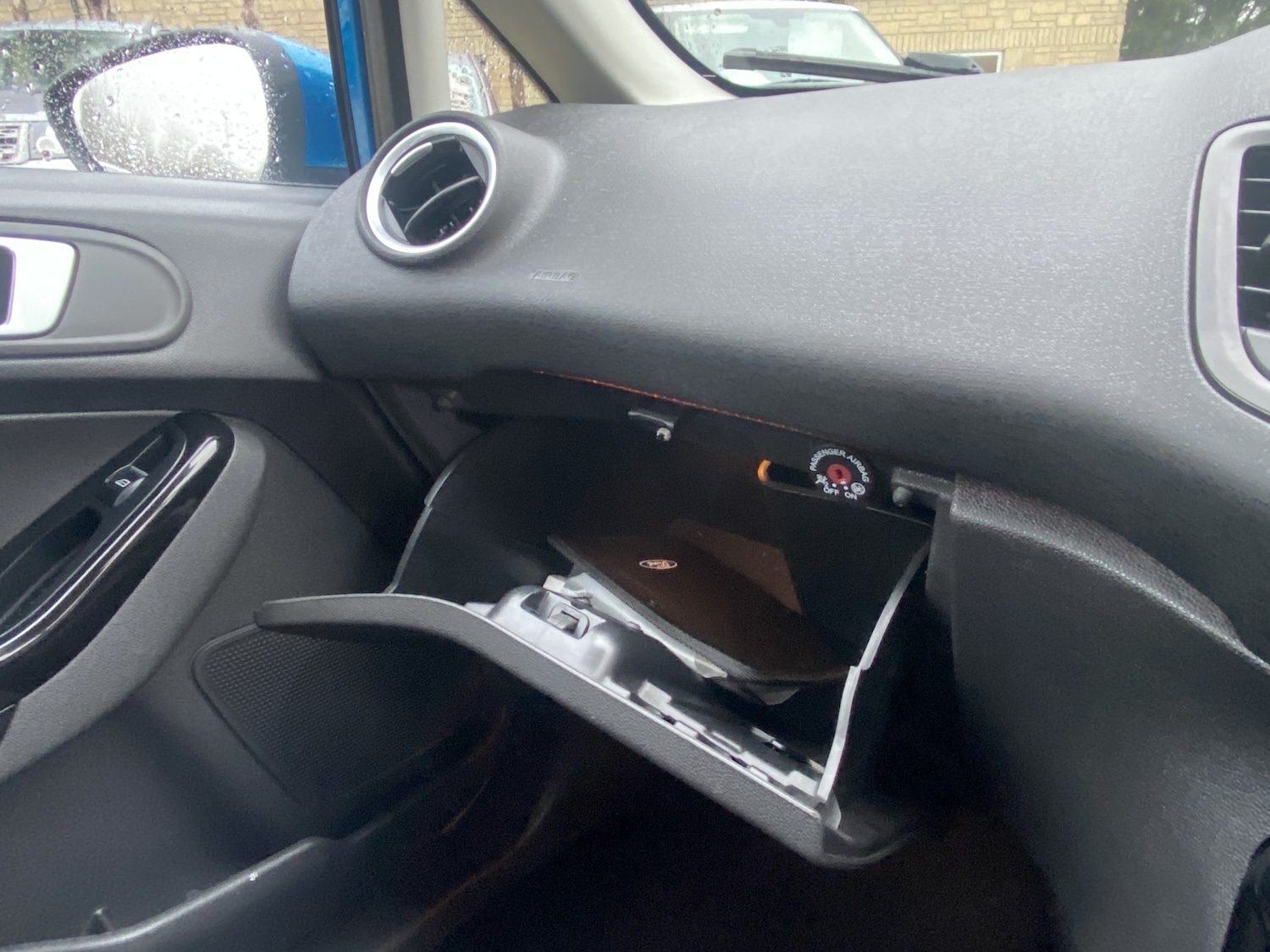 Used Ford Fiesta 2016 for sale - 77251141: Photo 11