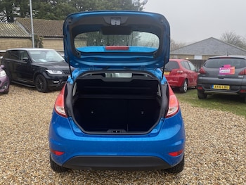 Used Ford Fiesta 2016 for sale - 77251141: Photo