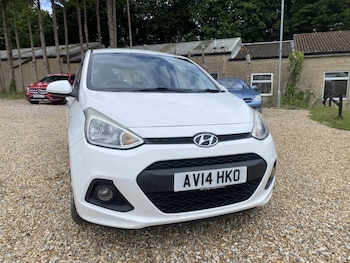 Used Hyundai i10 2014 for sale - 78876500: Photo