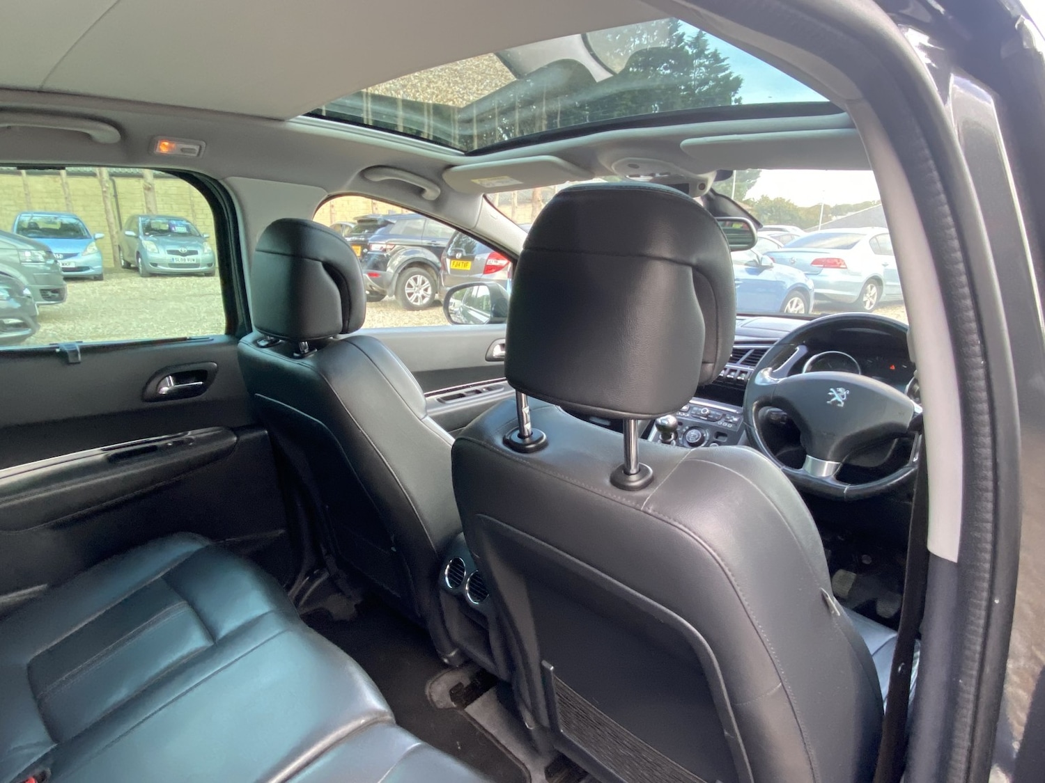 Used Peugeot 3008 2016 for sale - 76565230: Photo 11