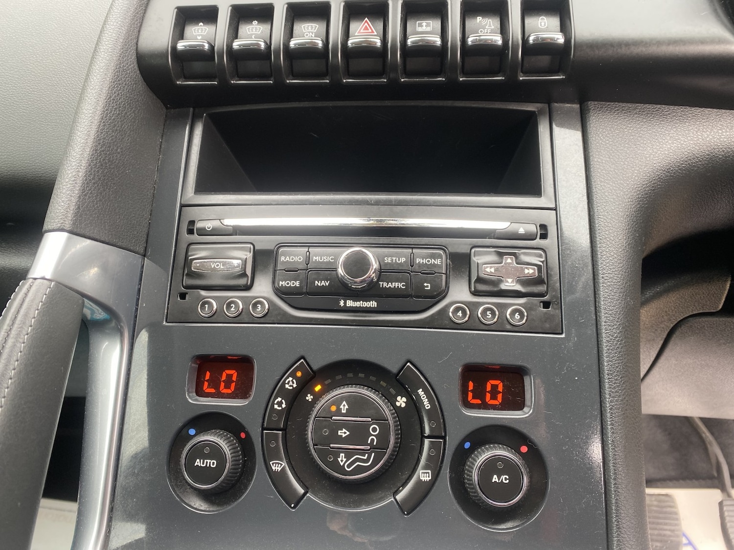 Used Peugeot 3008 2016 for sale - 76565230: Photo 31