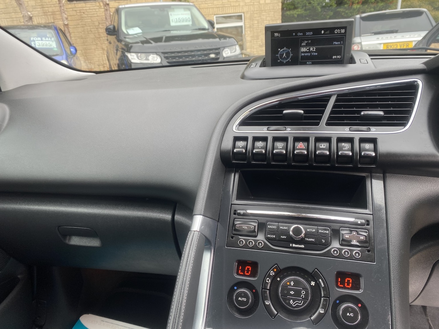 Used Peugeot 3008 2016 for sale - 76565230: Photo 32