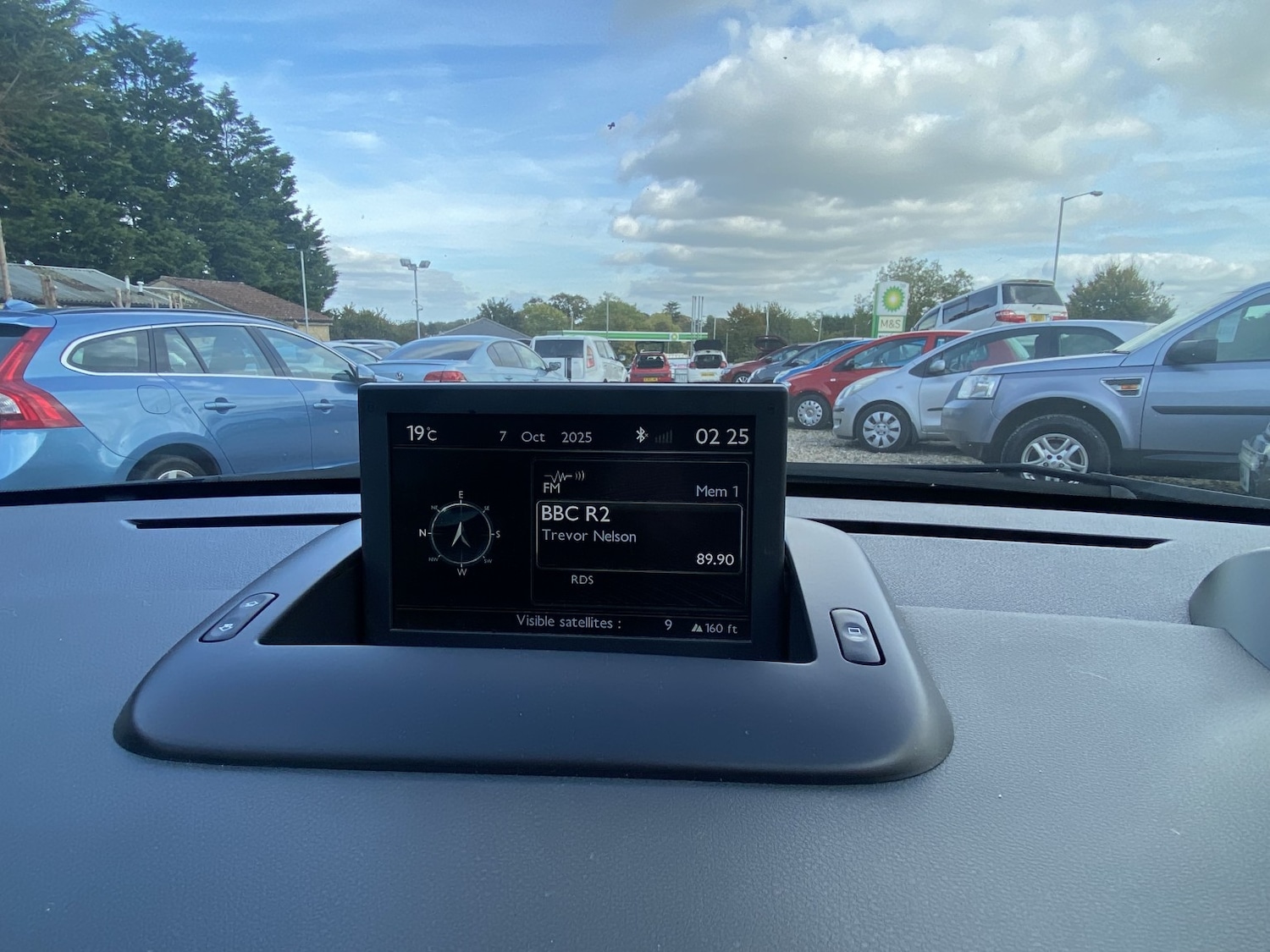 Used Peugeot 3008 2016 for sale - 76565230: Photo 4