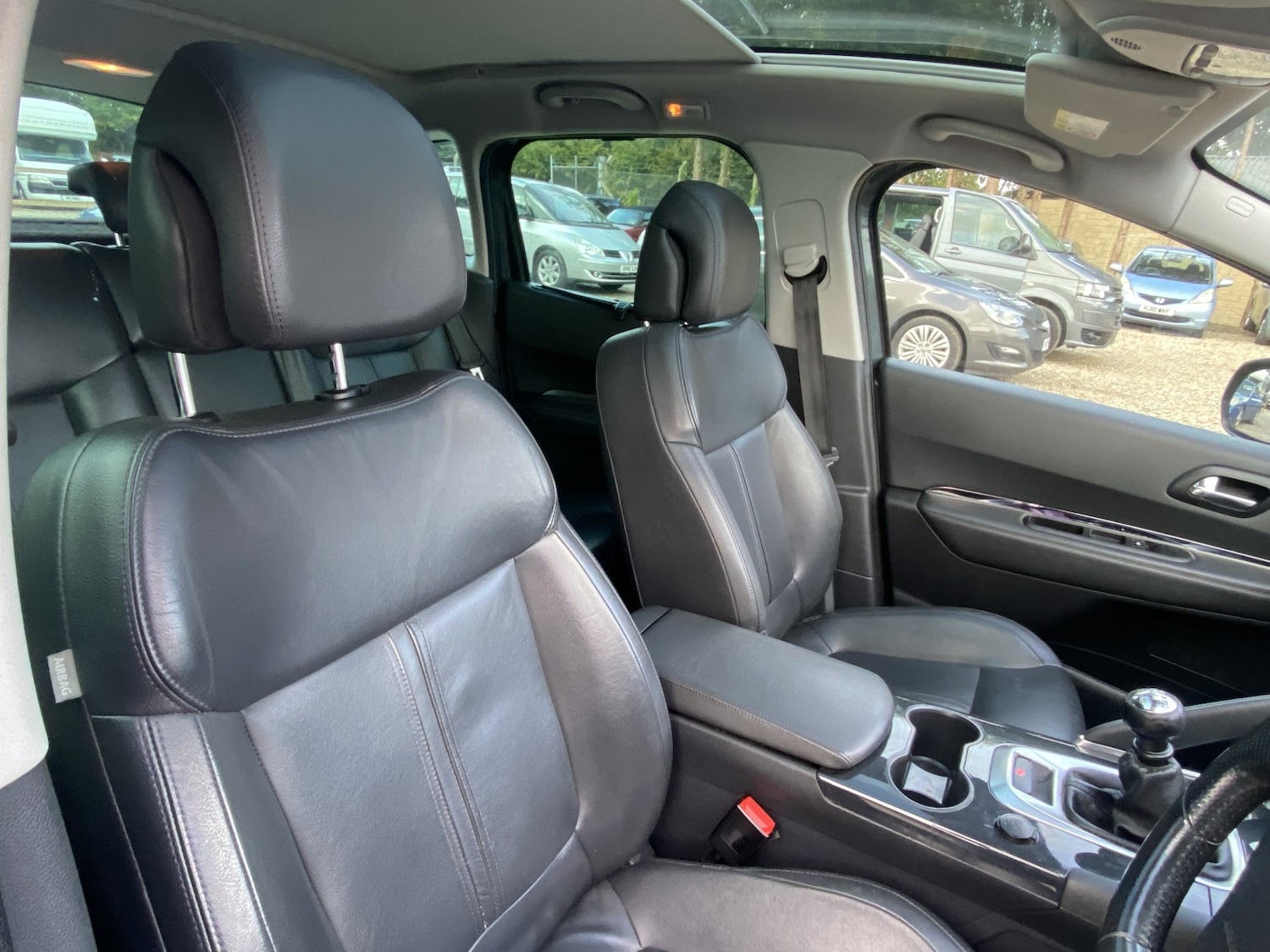 Used Peugeot 3008 2016 for sale - 76565230: Photo 8