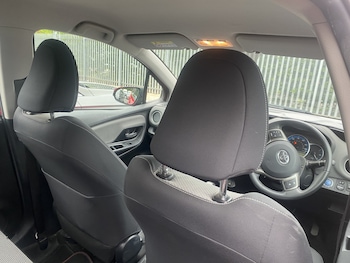 Used Toyota Yaris 2014 for sale - 76246205: Photo