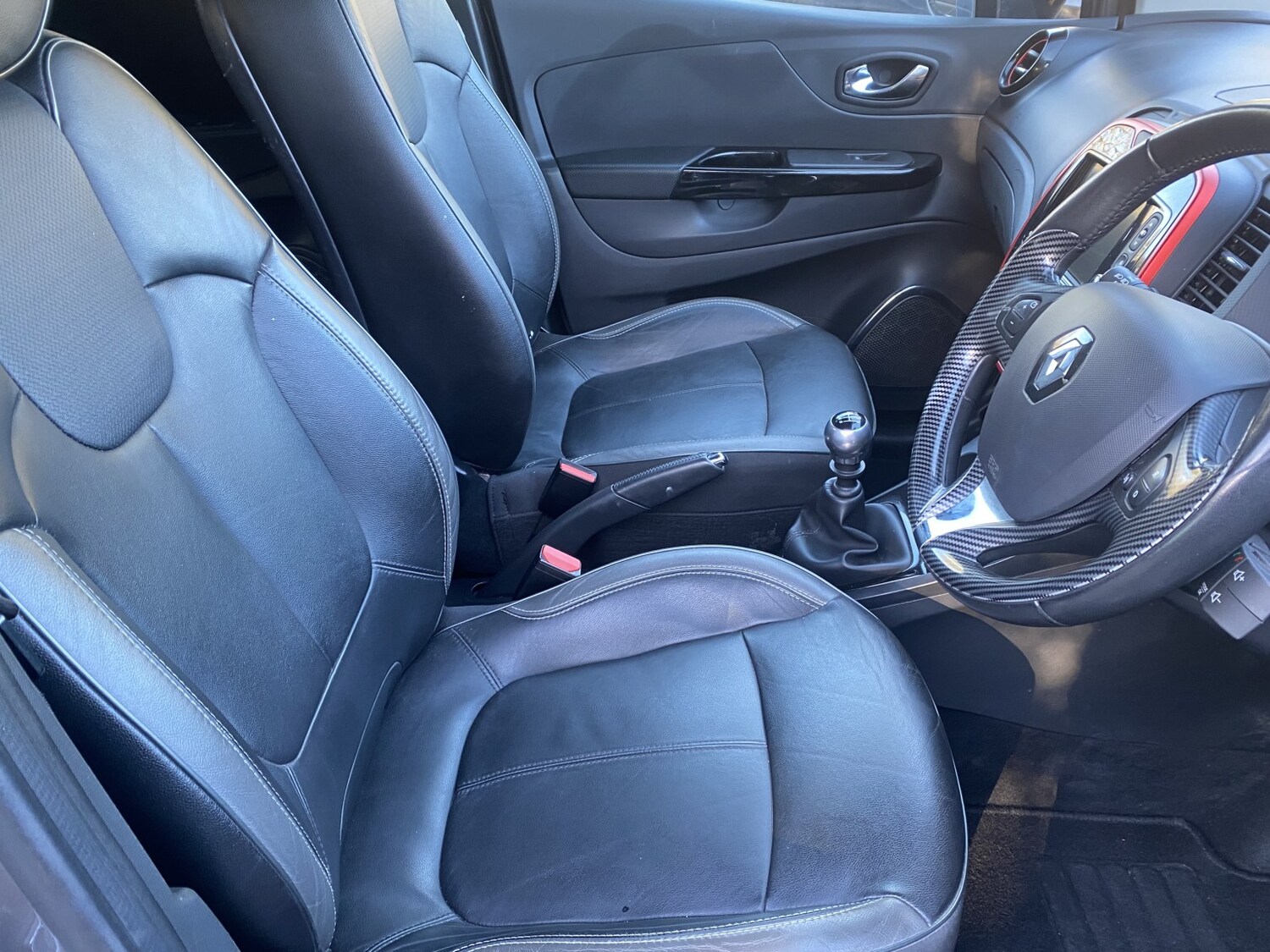 Used Renault Captur 2015 for sale - 76656218: Photo 21