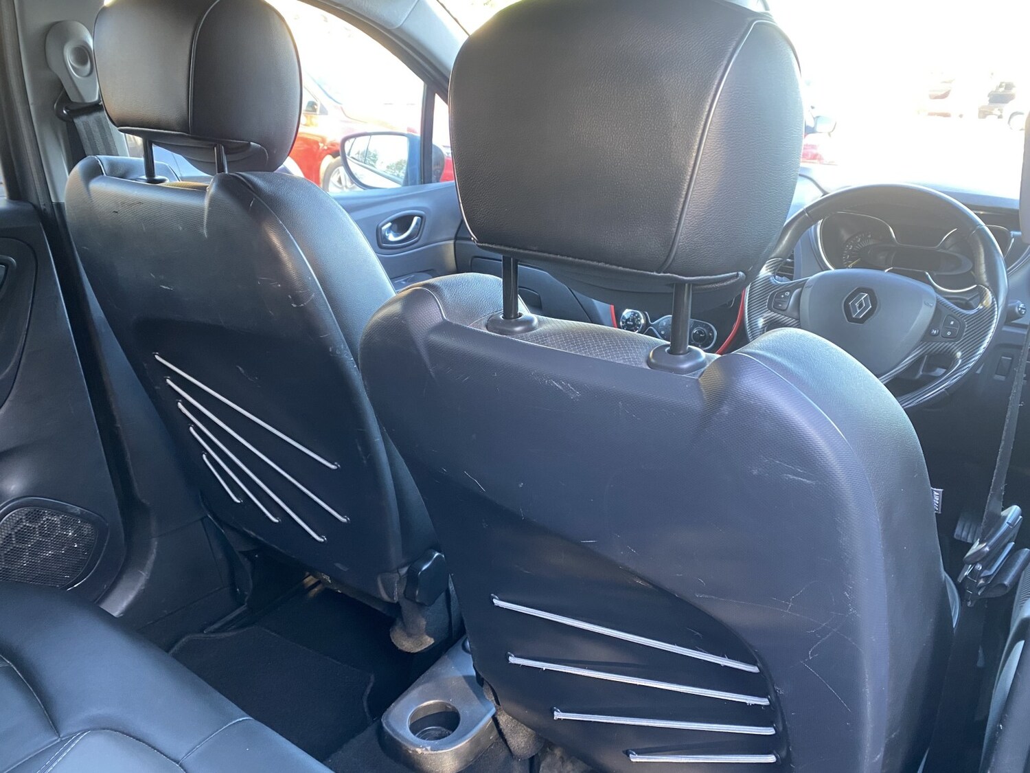 Used Renault Captur 2015 for sale - 76656218: Photo 25