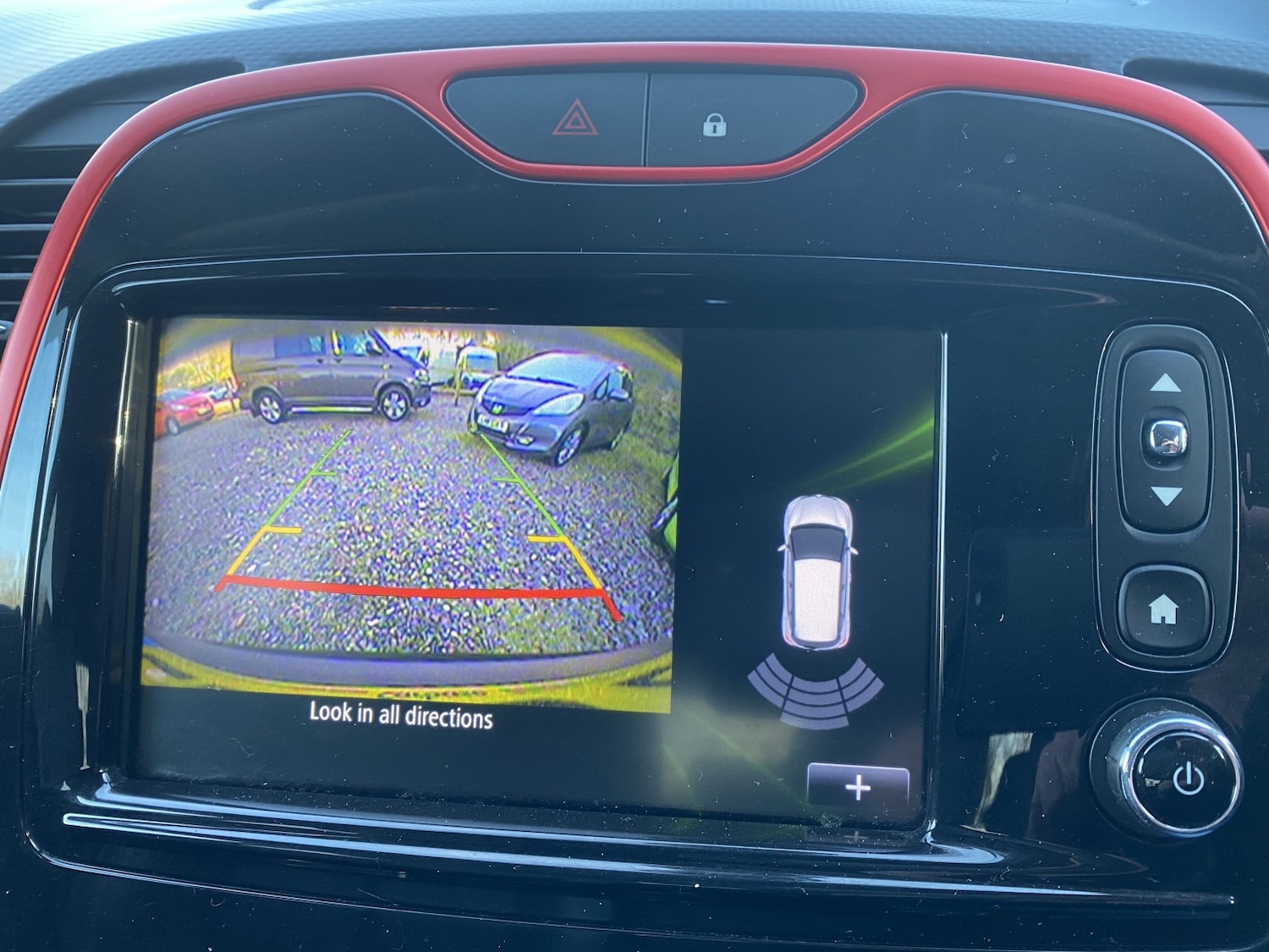 Used Renault Captur 2015 for sale - 76656218: Photo 5