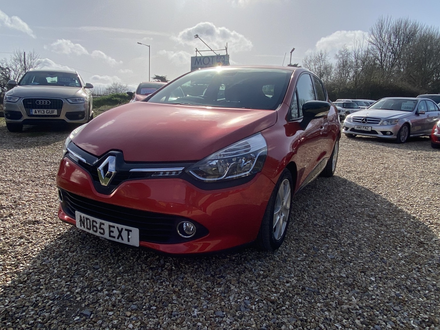 Used Renault Clio 2015 for sale - 77564195: Photo 25