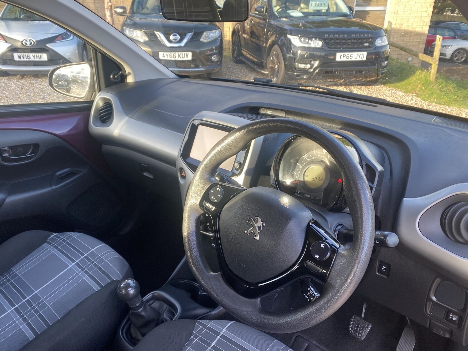 Used Peugeot 108 2016 for sale - 77465645: Photo 16