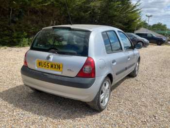 Used Renault Clio 2005 for sale - 75074333: Photo