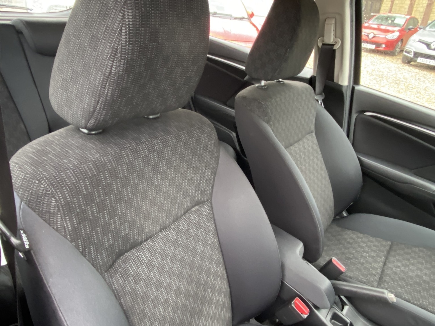 Used Honda Jazz 2017 for sale - 77851240: Photo 11