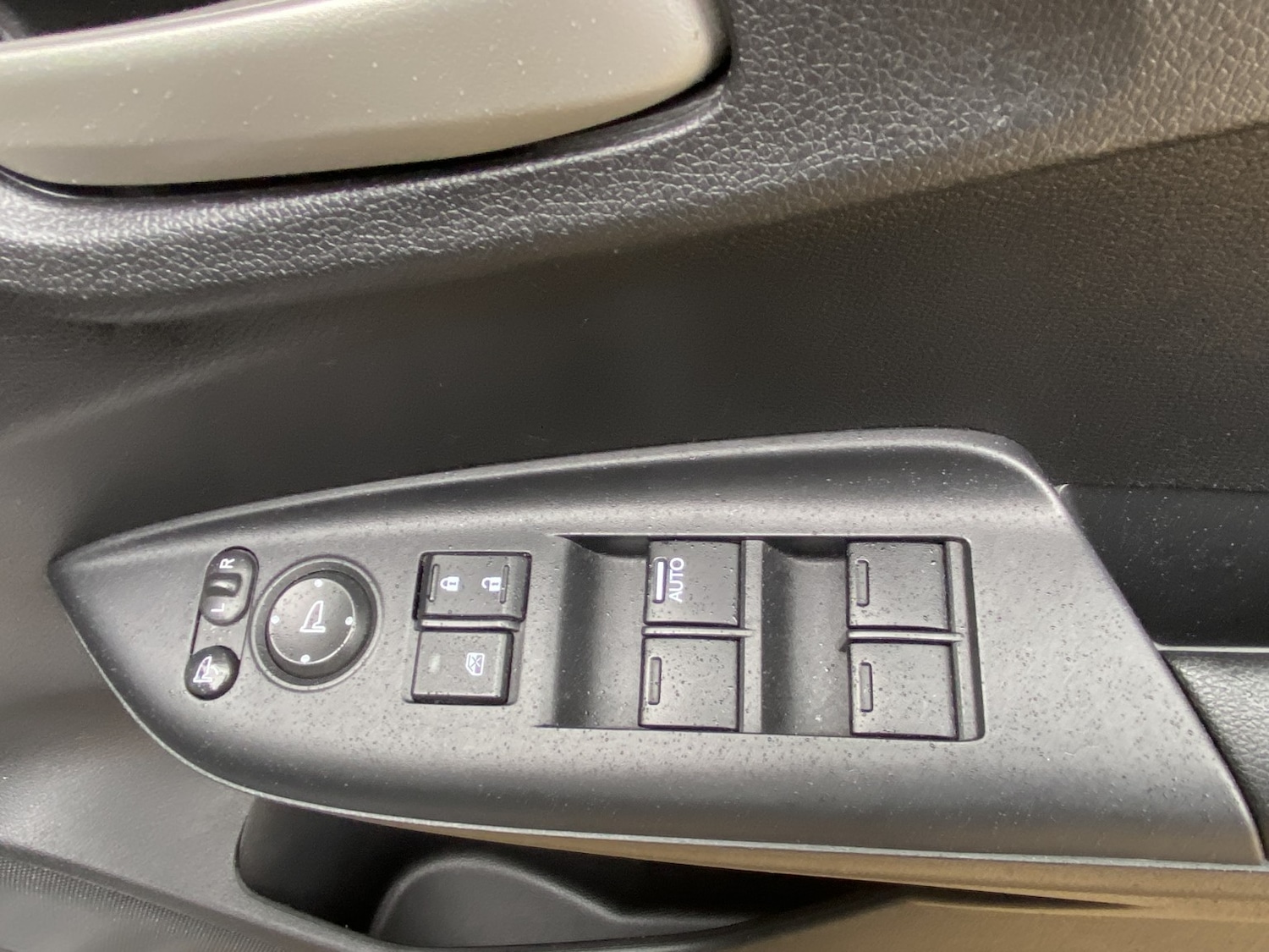 Used Honda Jazz 2017 for sale - 77851240: Photo 27