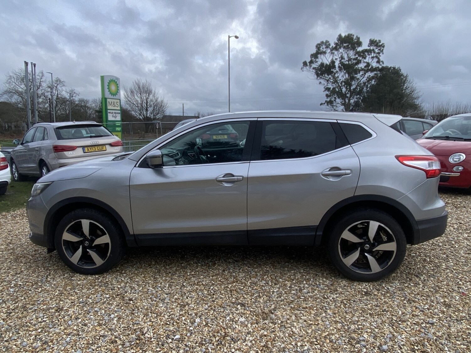 Used Nissan Qashqai 2015 for sale - 77494699: Photo 15