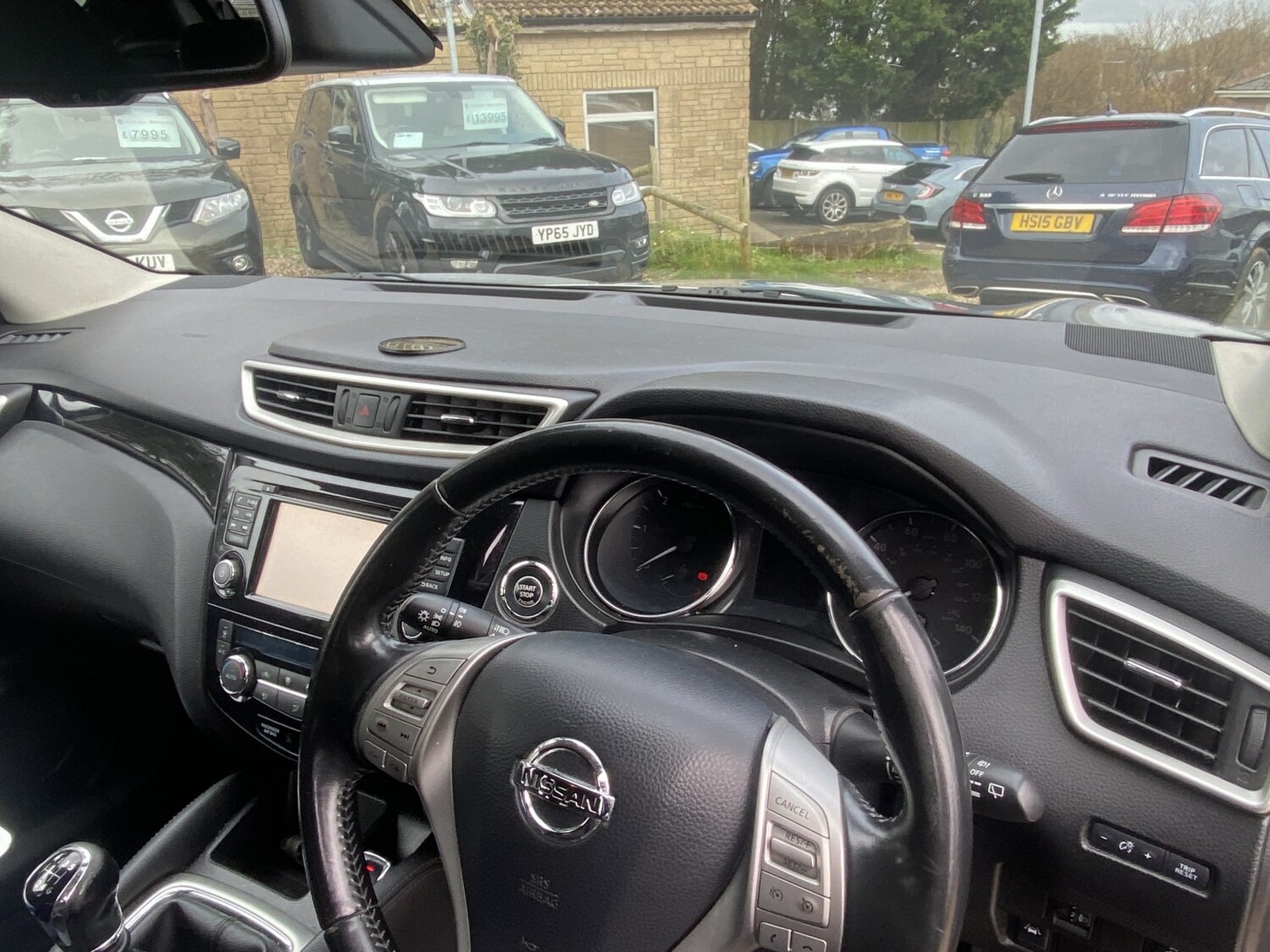 Used Nissan Qashqai 2015 for sale - 77494699: Photo 9