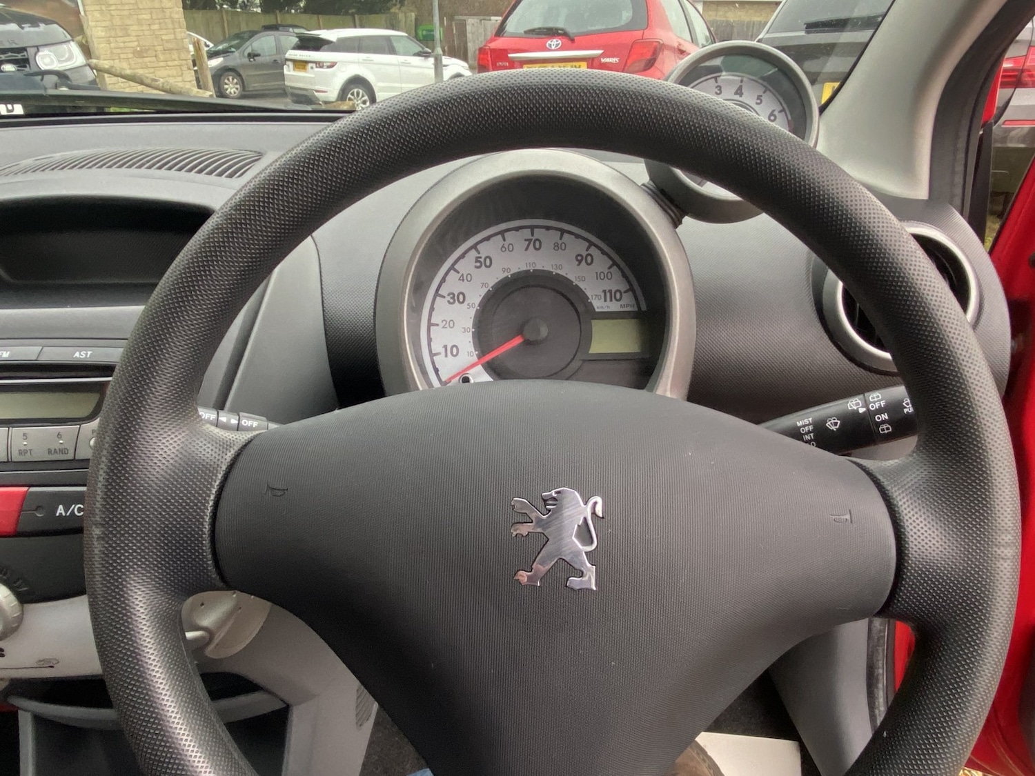 Used Peugeot 107 2010 for sale - 76769808: Photo 10