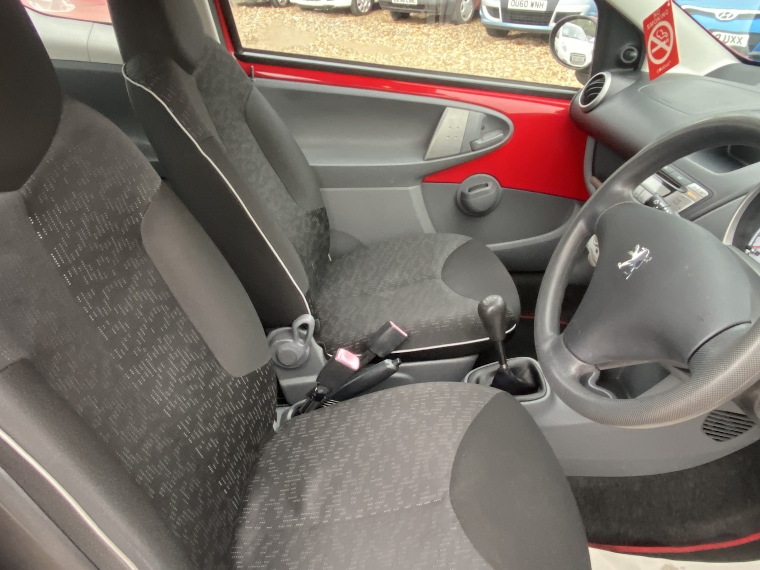 Used Peugeot 107 2010 for sale - 76769808: Photo 12