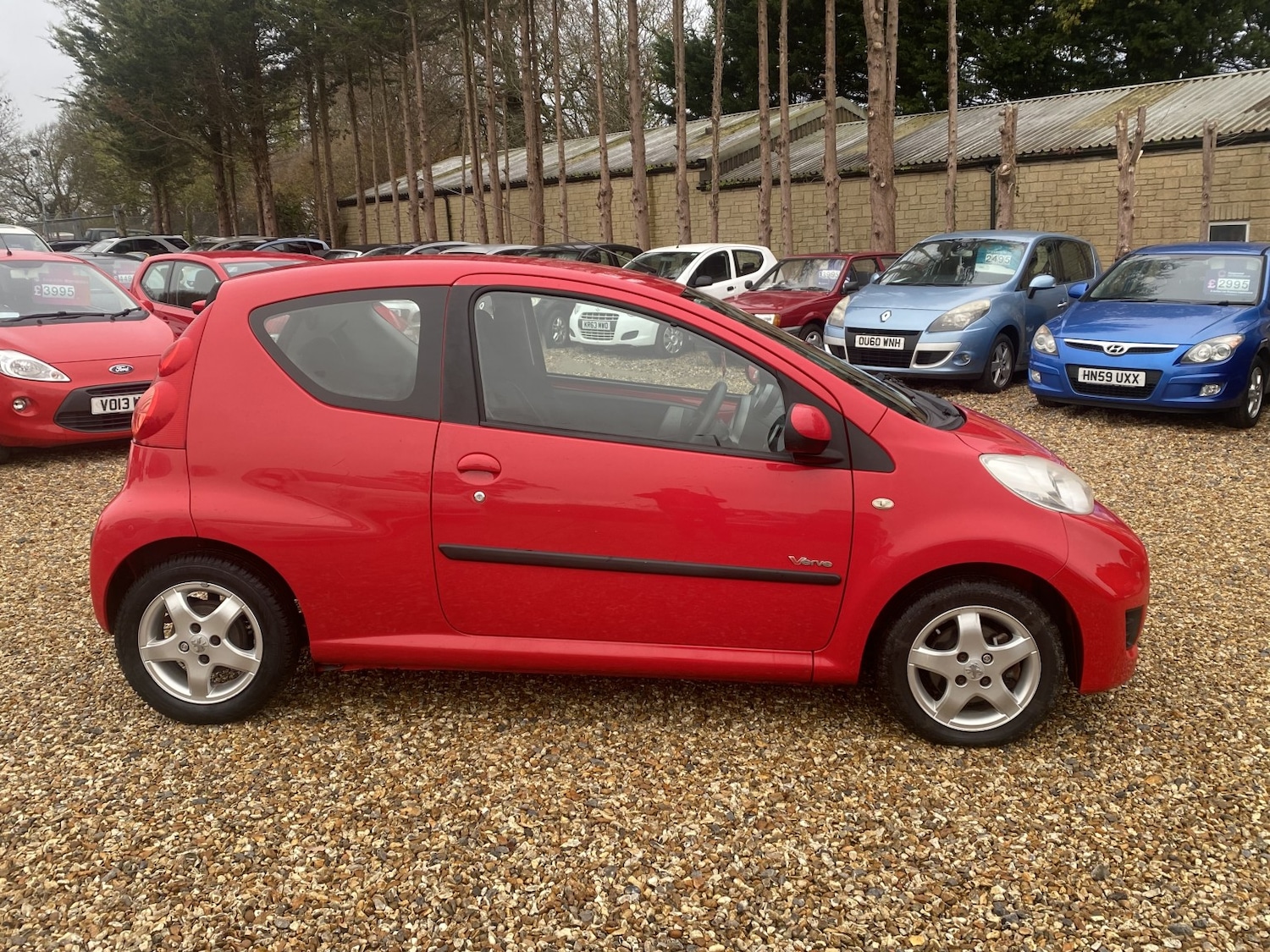 Used Peugeot 107 2010 for sale - 76769808: Photo 2