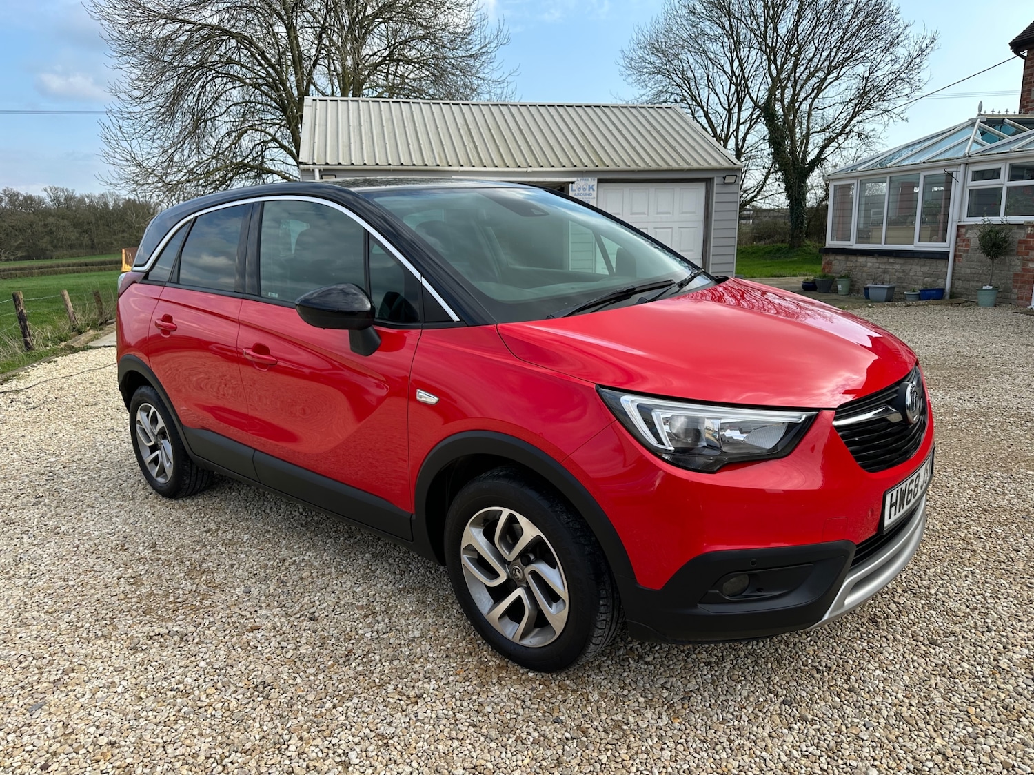 Used Vauxhall Crossland X 2019 for sale - 77732804: Photo 2