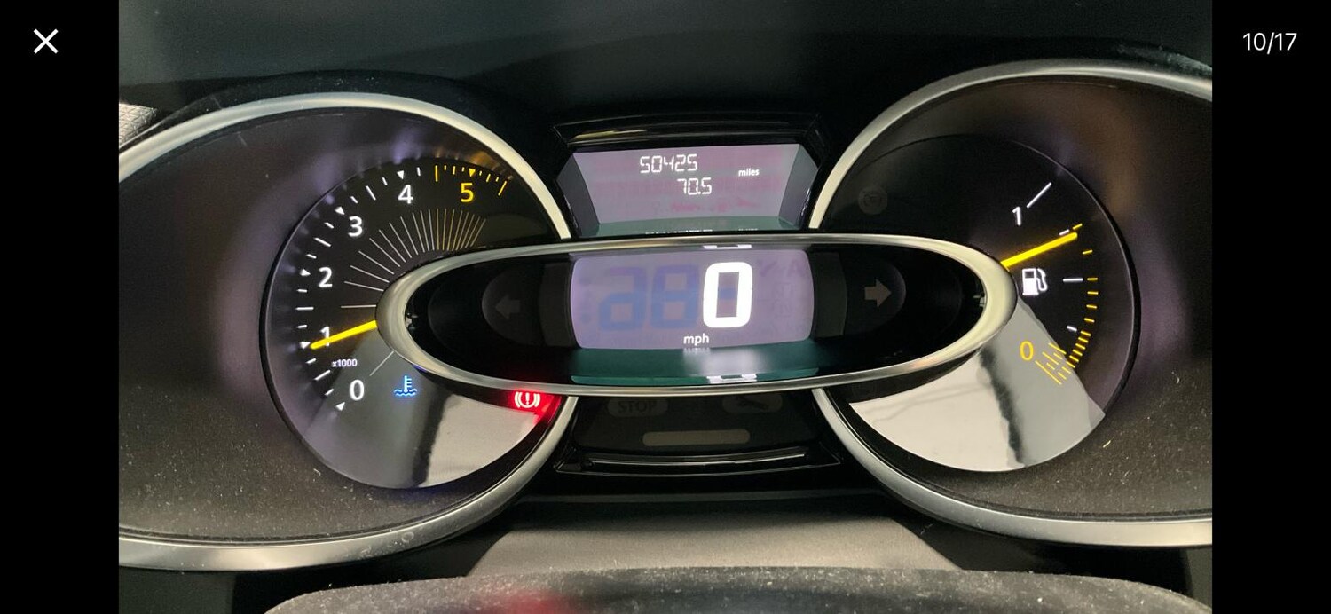 Used Renault Clio 2015 for sale - 77991786: Photo 4