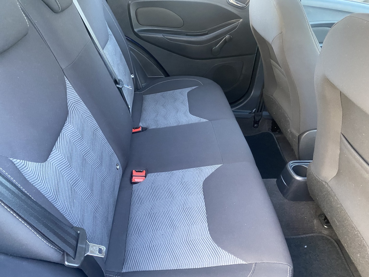 Used Ford Ka+ 2017 for sale - 76762139: Photo 17