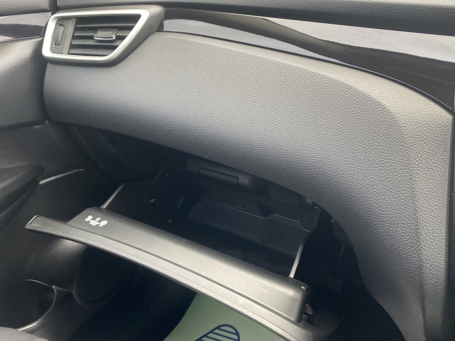 Used Nissan Qashqai 2016 for sale - 77750030: Photo 19