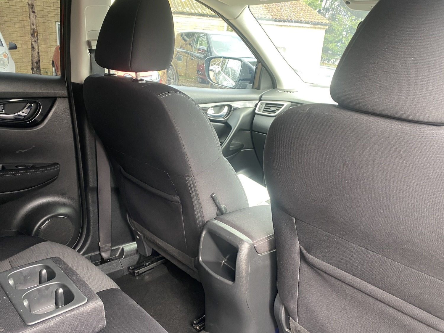 Used Nissan Qashqai 2016 for sale - 77750030: Photo 8