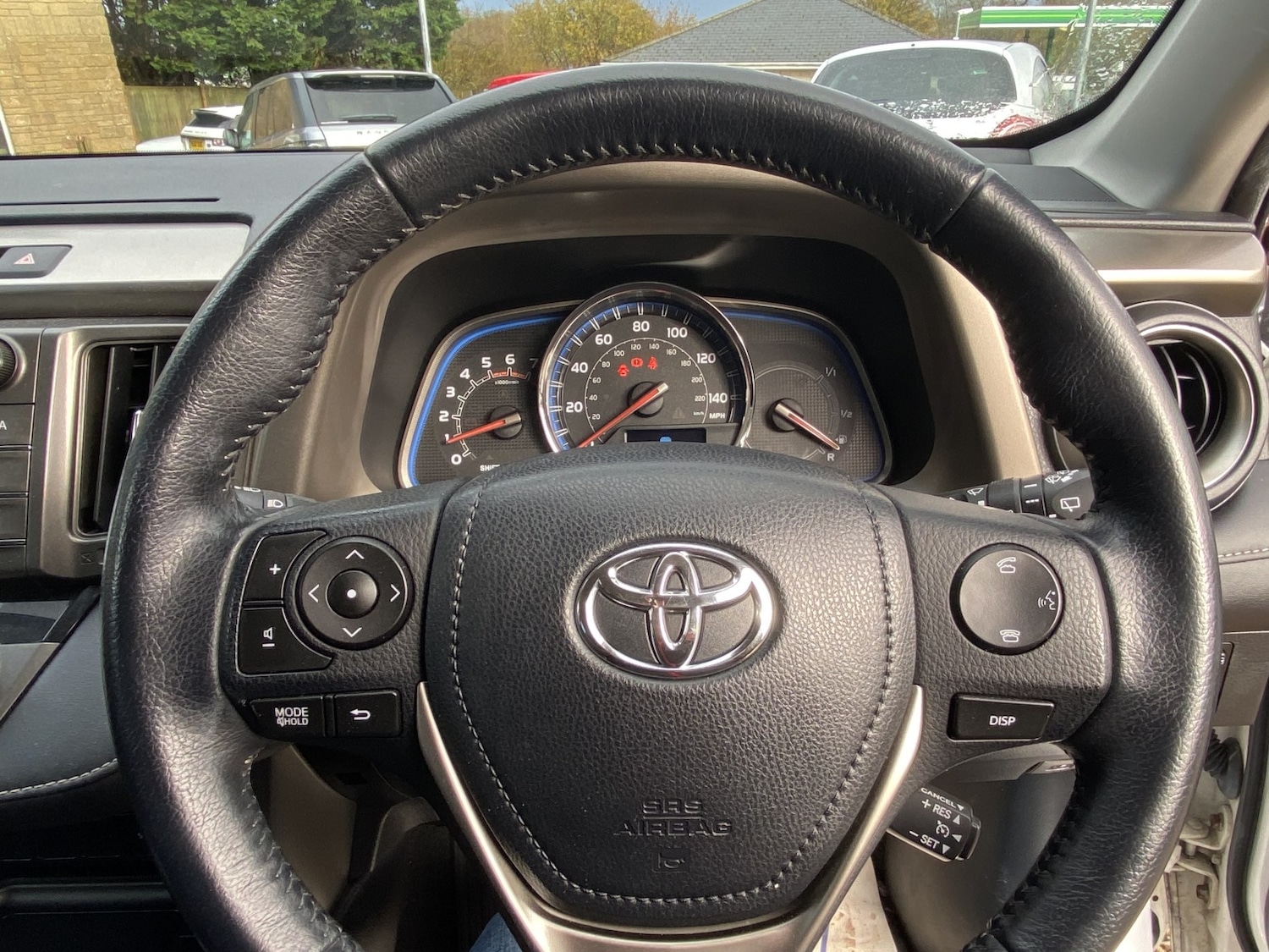 Used Toyota RAV4 2014 for sale - 76536680: Photo 12