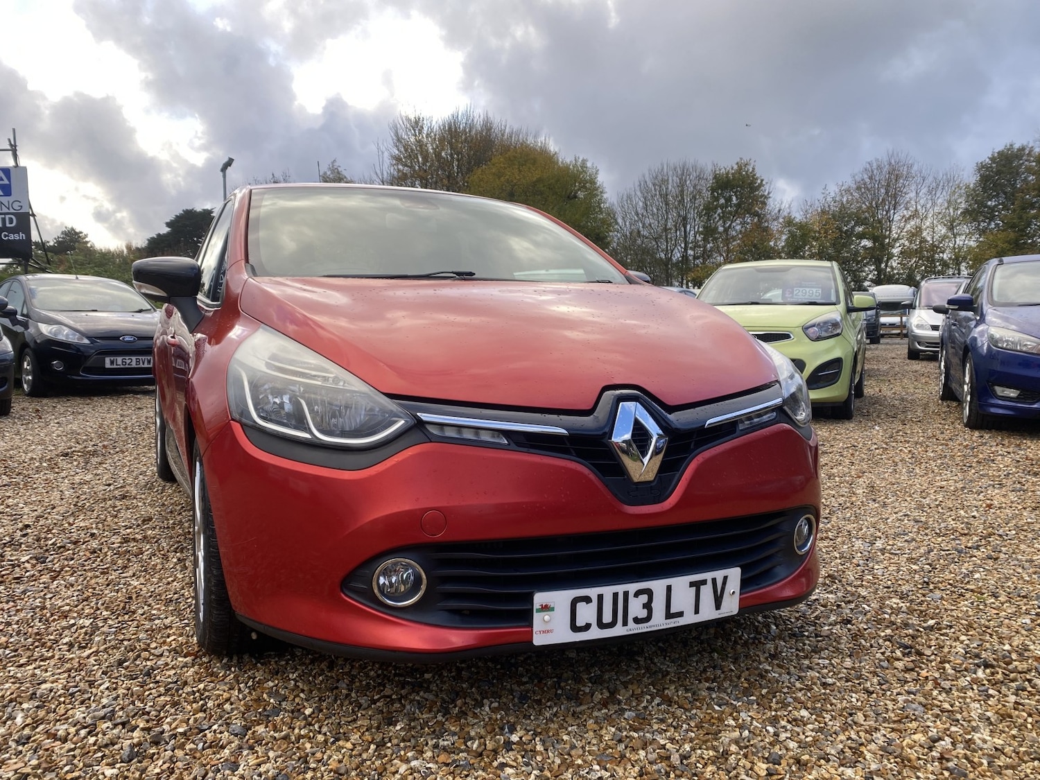 Used Renault Clio 2013 for sale - 76436390: Photo 1