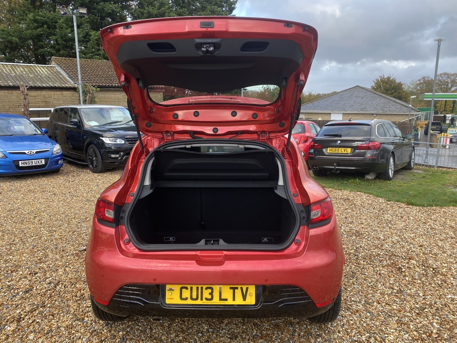 Used Renault Clio 2013 for sale - 76436390: Photo 25