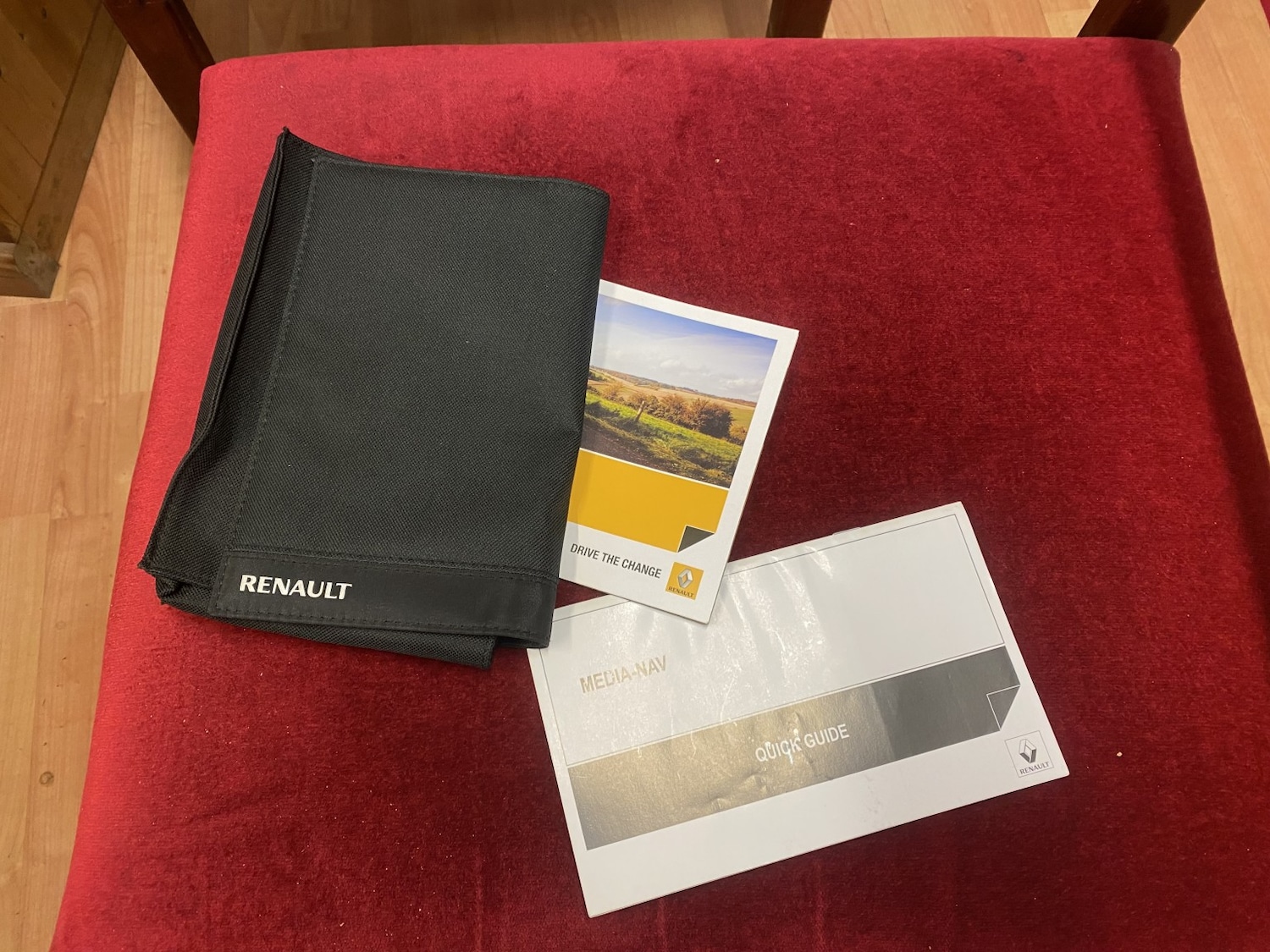 Used Renault Clio 2013 for sale - 76436390: Photo 5