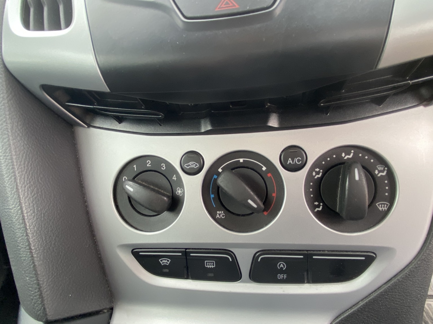 Used Ford Focus 2013 for sale - 78018288: Photo 8