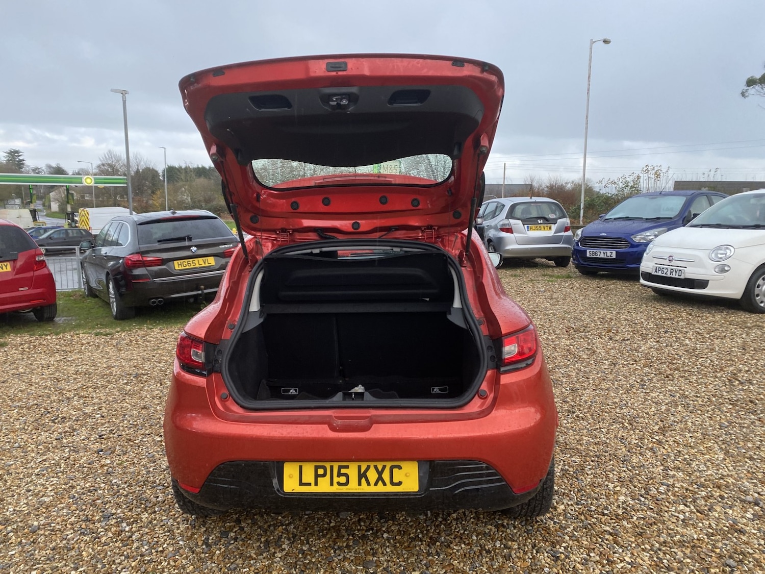 Used Renault Clio 2015 for sale - 76855426: Photo 2