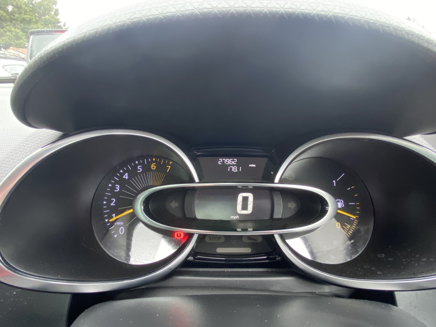 Used Renault Clio 2015 for sale - 77681791: Photo 12