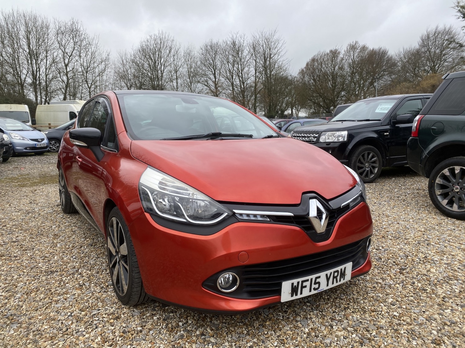 Used Renault Clio 2015 for sale - 77681791: Photo 2