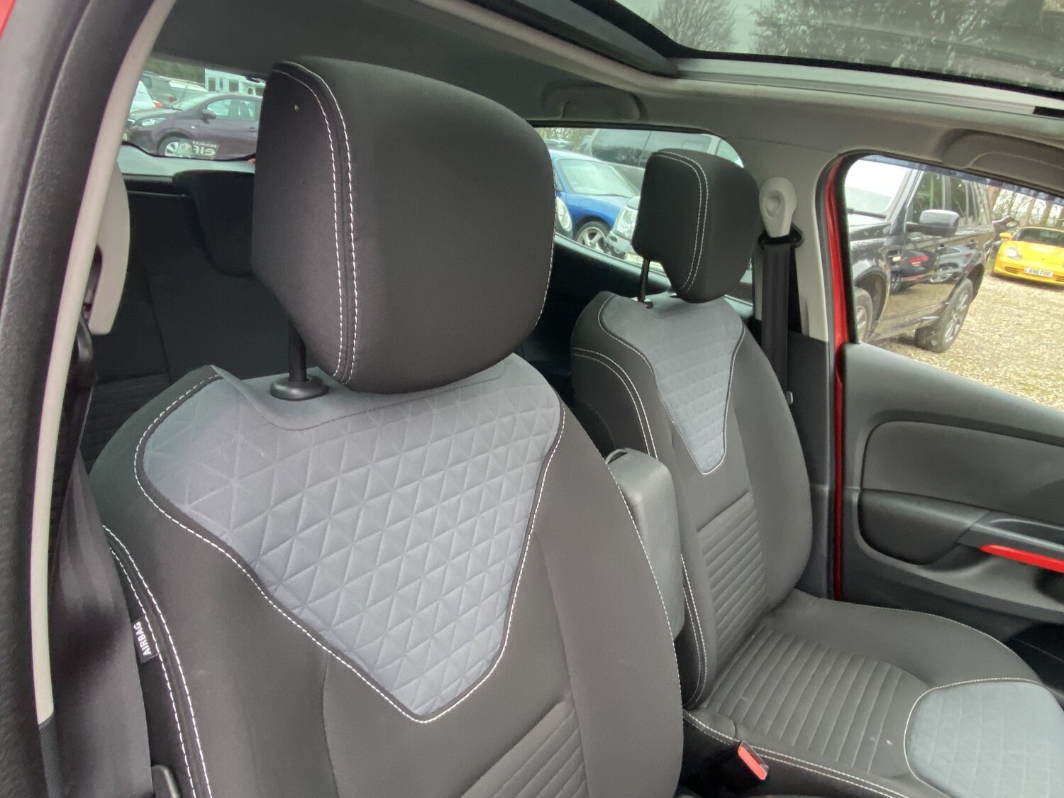 Used Renault Clio 2015 for sale - 77681791: Photo 8