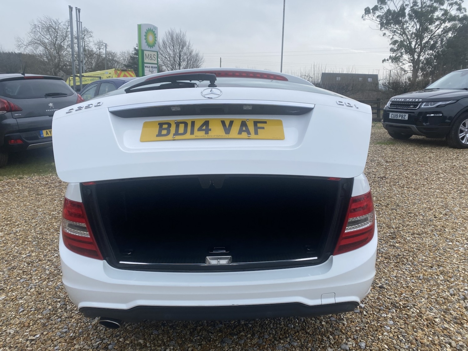 Used Mercedes-Benz C Class 2014 for sale - 77162332: Photo 10