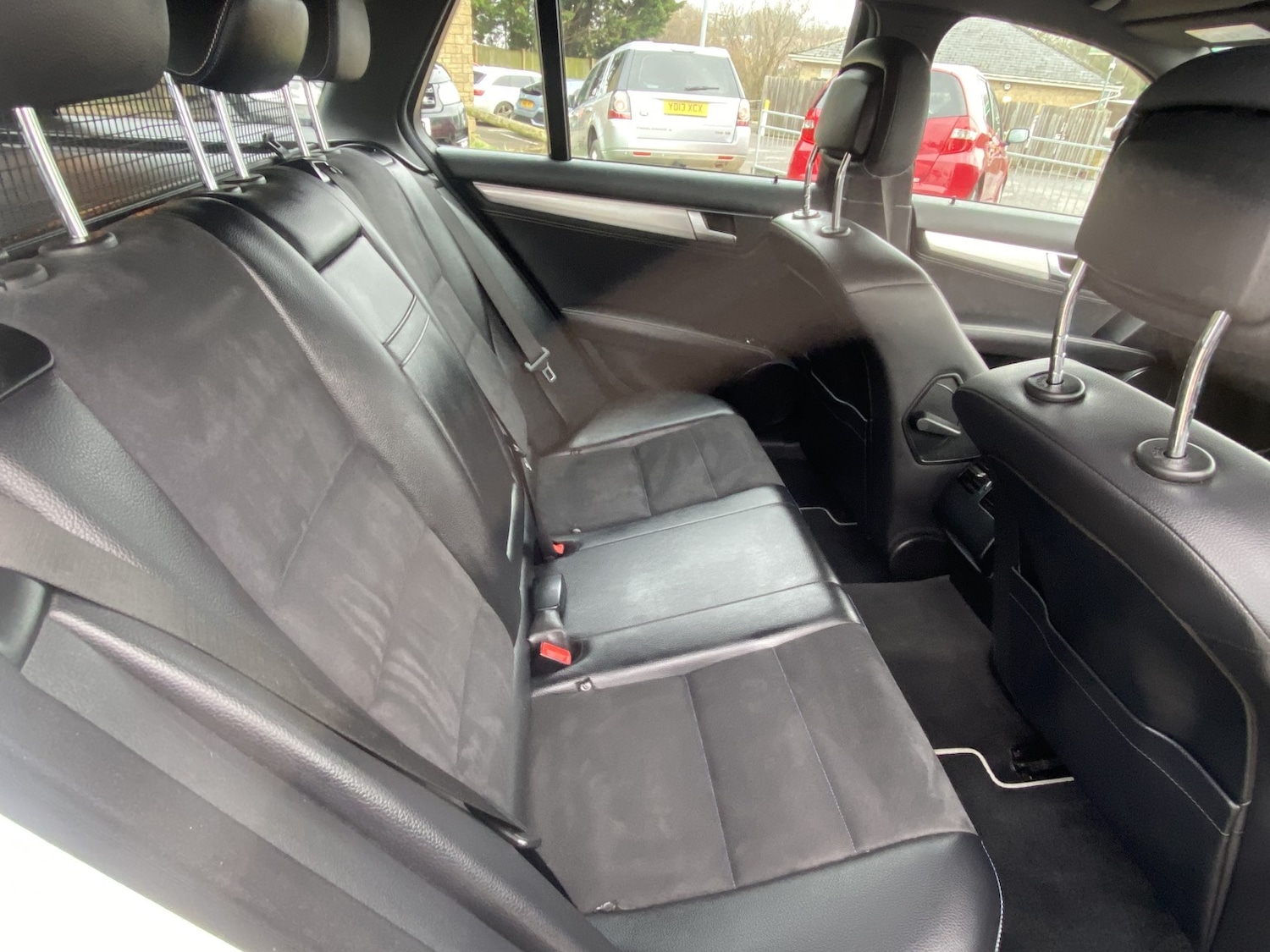 Used Mercedes-Benz C Class 2014 for sale - 77162332: Photo 14