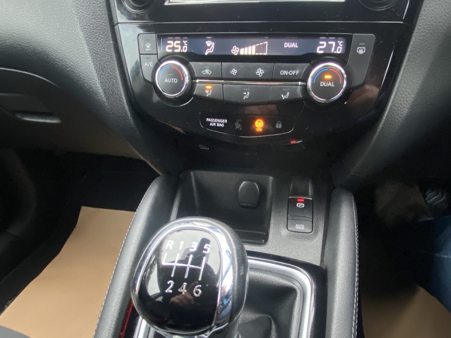 Used Nissan Qashqai 2018 for sale - 77251193: Photo 9