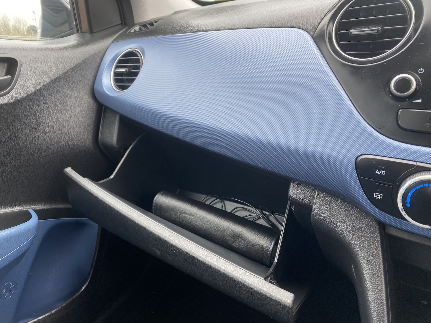 Used Hyundai i10 2015 for sale - 77836812: Photo 13