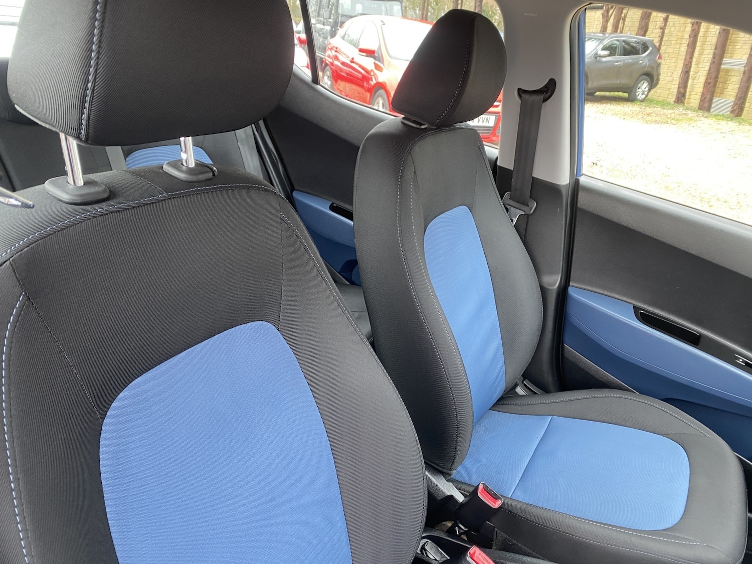 Used Hyundai i10 2015 for sale - 77836812: Photo 16