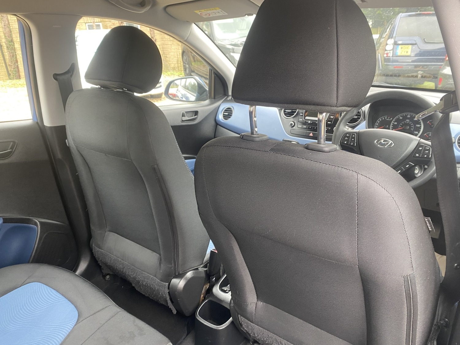 Used Hyundai i10 2015 for sale - 77836812: Photo 17