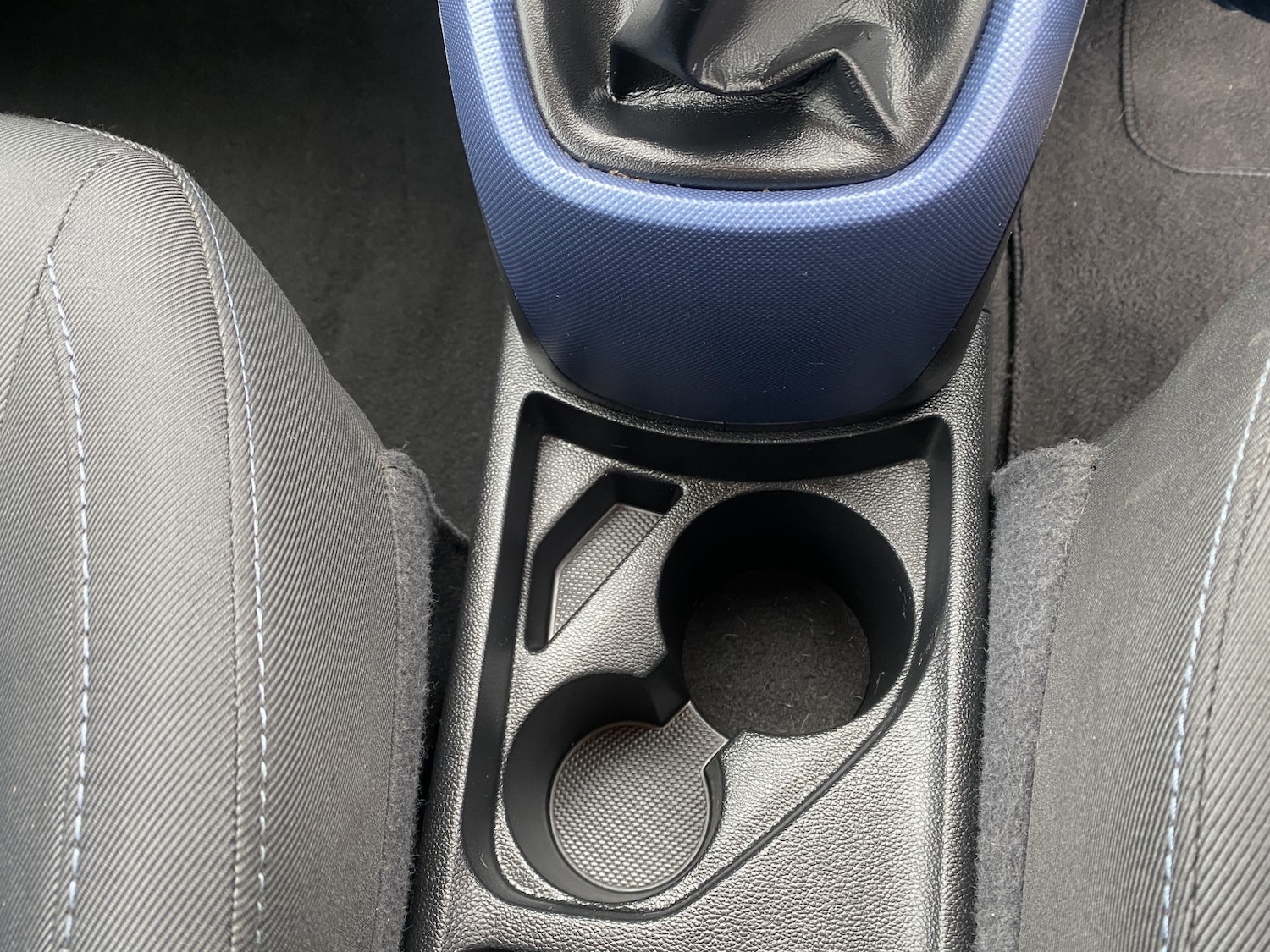 Used Hyundai i10 2015 for sale - 77836812: Photo 9