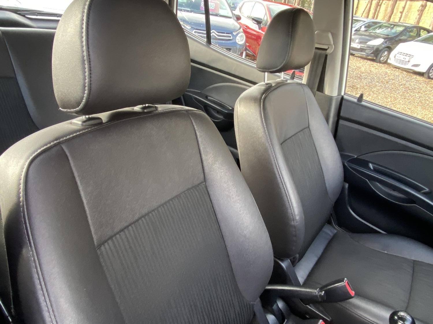 Used Kia Picanto 2010 for sale - 76762145: Photo 12