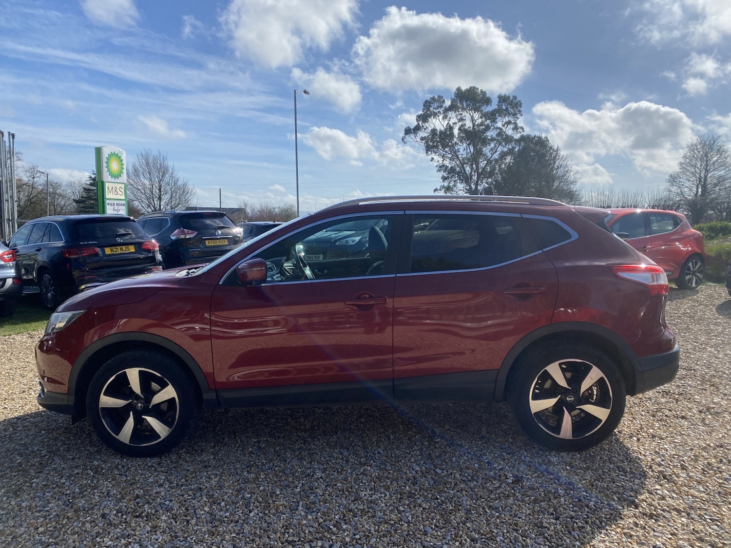 Used Nissan Qashqai 2017 for sale - 77749952: Photo 16