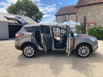 Used Ford Kuga 2019 for sale - 75261408: Photo
