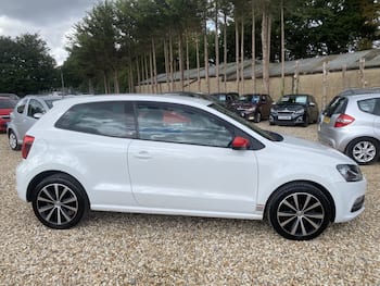 Used Volkswagen Polo 2017 for sale - 79600287: Photo