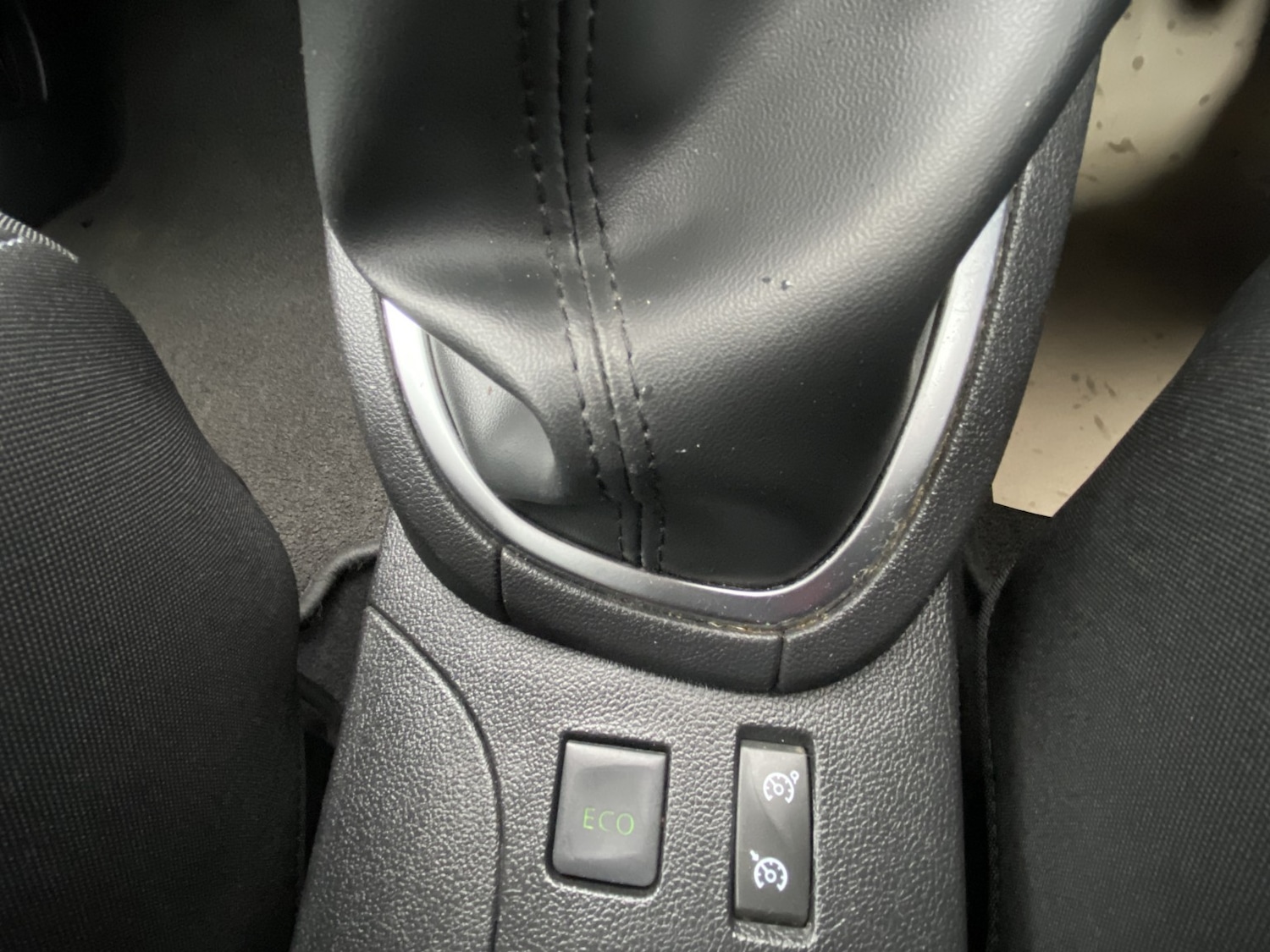 Used Renault Clio 2016 for sale - 77357240: Photo 24