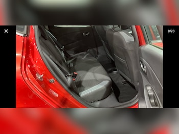 Used Renault Clio 2016 for sale - 77357240: Photo